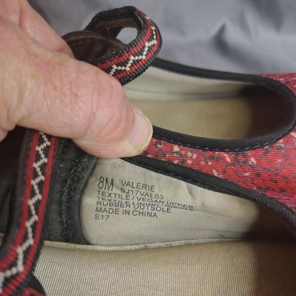 Jansport Women's Red and Burgundy Mules - Picture 7 of 7